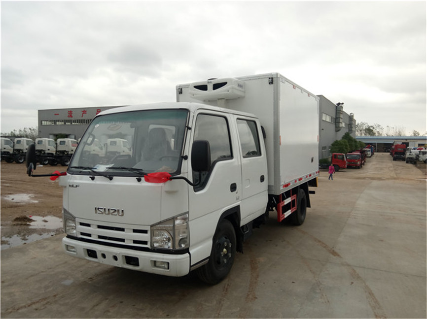 五十鈴雙排冷藏車國(guó)六