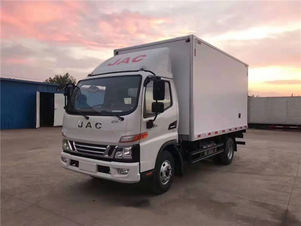 江淮駿鈴V6冷藏車國(guó)六