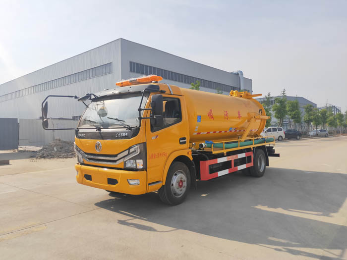 國六東風(fēng)大多利卡8方吸污車