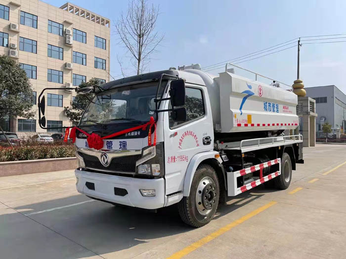 東風(fēng)福瑞卡12.5方清洗吸污車(chē)
